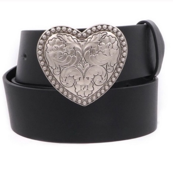 Accessories - LAST ONE 💥 NEW Faux Leather Black Belt Heart Buckle Valentine’s Western